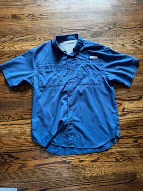 Columbia Short-Sleeve Performance Shirt in Blue